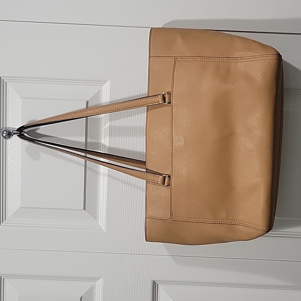 Tory Burch Tan Tote Bag - Picture 6 of 12